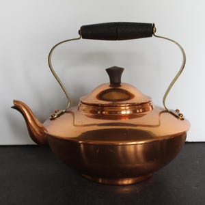 VIntage Copper Tea Pot. Copral, Made In Portugal, Cottagecore Kitchen Ware, Housewarming, Hostess Gift, Grandmacore Gift, Unique, Cute.