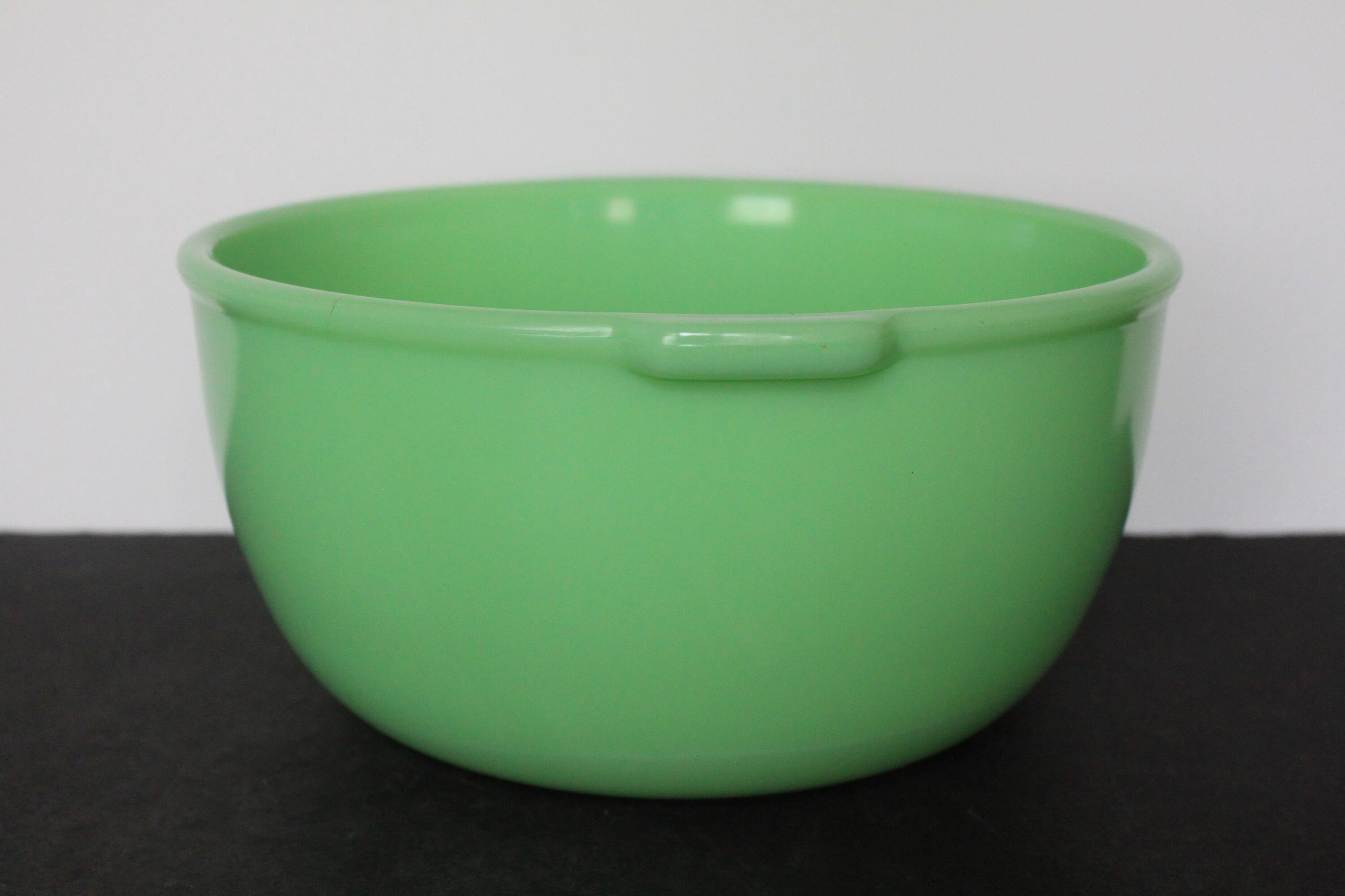 Vintage Jadeite Mixing Bowl. Contains Uranium Side Tab Etsy