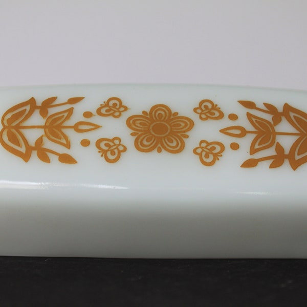 VIntage Pyrex Butter Dish. New In Original Box, Retro Grandmacore Kitchen Ware. Butterfly Gold Print. Mint Condition, Host, Collector Gift.