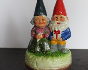 Vintage Gnome Couple Music Box. 1979 Gorham, Cottagecore Mantel Decor, Grandmacore, Housewarming, Hostess, Gnome Lover Gift, Kitschy Cute.