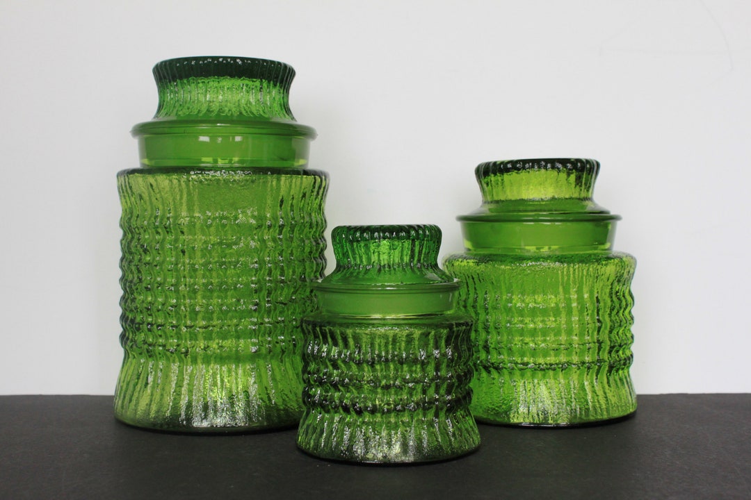 Vintage Green Glass Canister Set. Anchor Hocking, Jars With Lids
