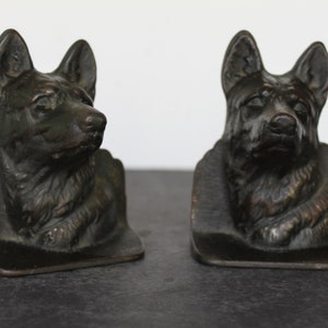 Vintage German Shepherd Book Ends. Cast Iron, Small Book Ends, Dog Busts, Dog Lover Gift, Grandmacore Librarycore, Housewarming, Host Gift.