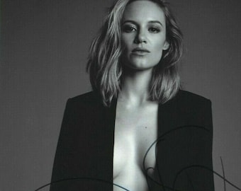 ダニエル・サブル直筆サイン入り超大型写真…ステーション19 ダニエル・サブル直筆サイン入り超大型写真…ステーション19
