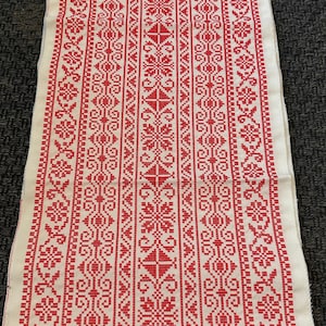 Authentic Jordanian/Palestinian Tatreez Embroidery Fabric, Red/White, Floral, Made in Jordan.