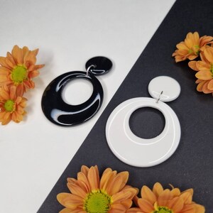 VINTAGE MOD HOOPS // 60's Fashion Earrings White Clay - Etsy UK