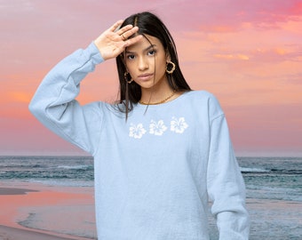 VSCO Sweatshirt, Trendy Oversized Sweater, Coconut Girl Aesthetic, Hawaii Hibiscus Shirt, Cute Crewneck, Gifts for Teenage Girls, Preppy