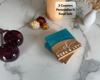 Posavasos personalizable de epoxi azul claro: apto para alimentos, resistente al agua, ideal como regalo de inauguración.