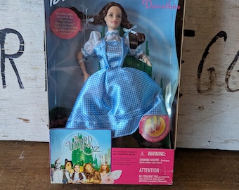 Barbie la Película Mattel Dorothy Mago de Oz Zapatillas de Rubí Parlantes Iluminan Toto