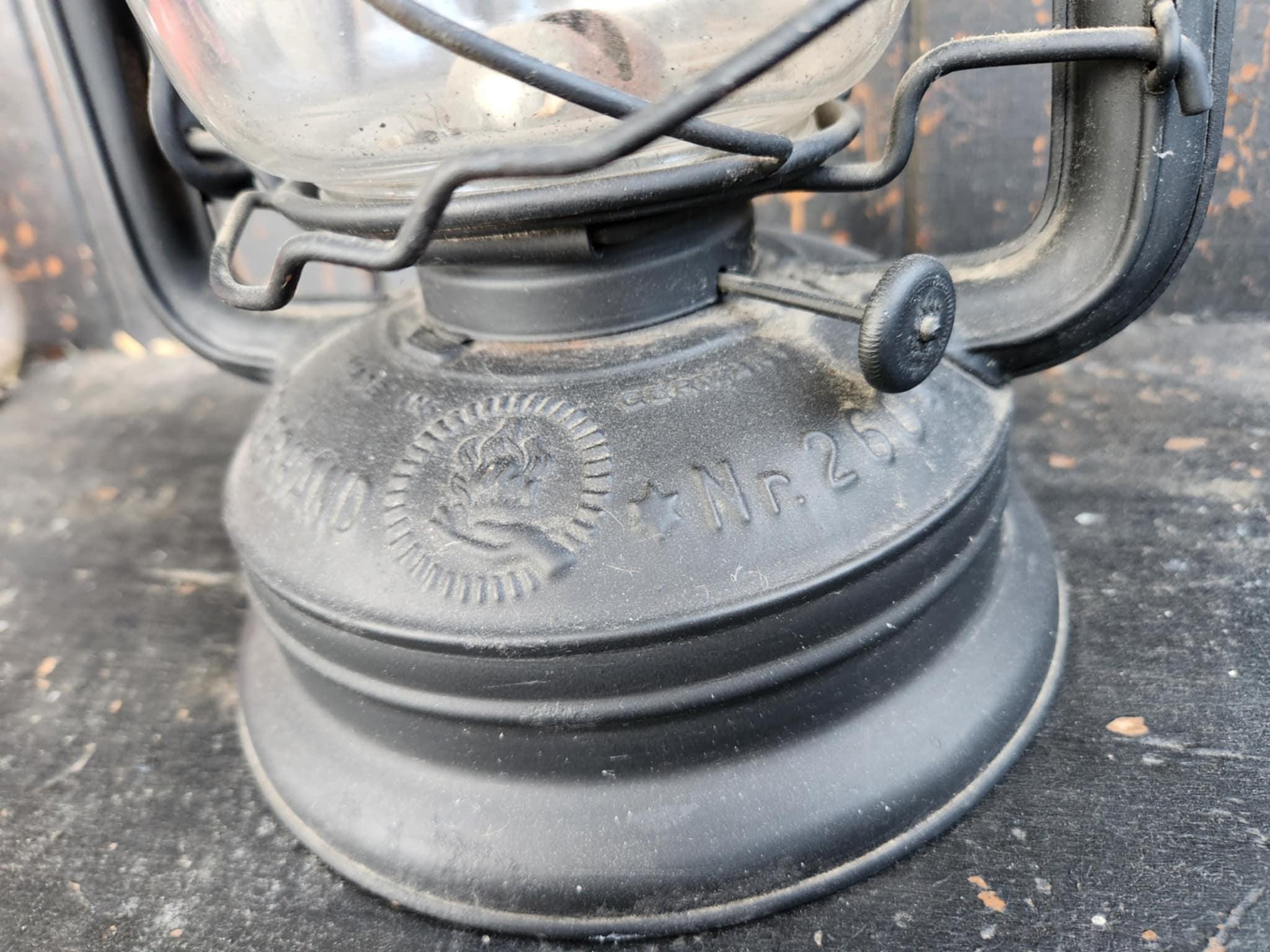 Vintage Nier Feuerhand 260 Kerosene Lantern With Original Globe - Etsy
