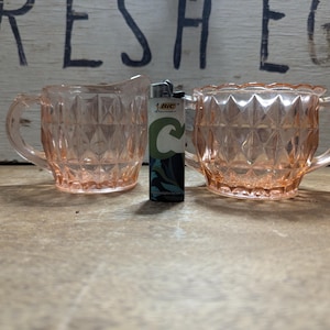 Vintage Jeanette depression glass pink creamer and sugar bowl set