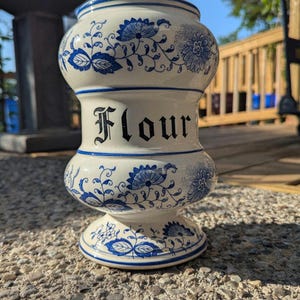Vintage Japan BLUE ONION flour canister, Cross Arrows Arnart No lid, great condition