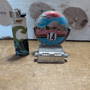 Perpetual Calendar Washington DC souvenir desktop