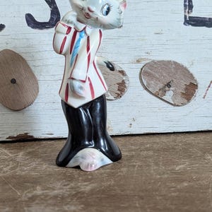 VINTAGE HTF PY Courting Cats Kitschy Anthropomorphic Shaker Japan