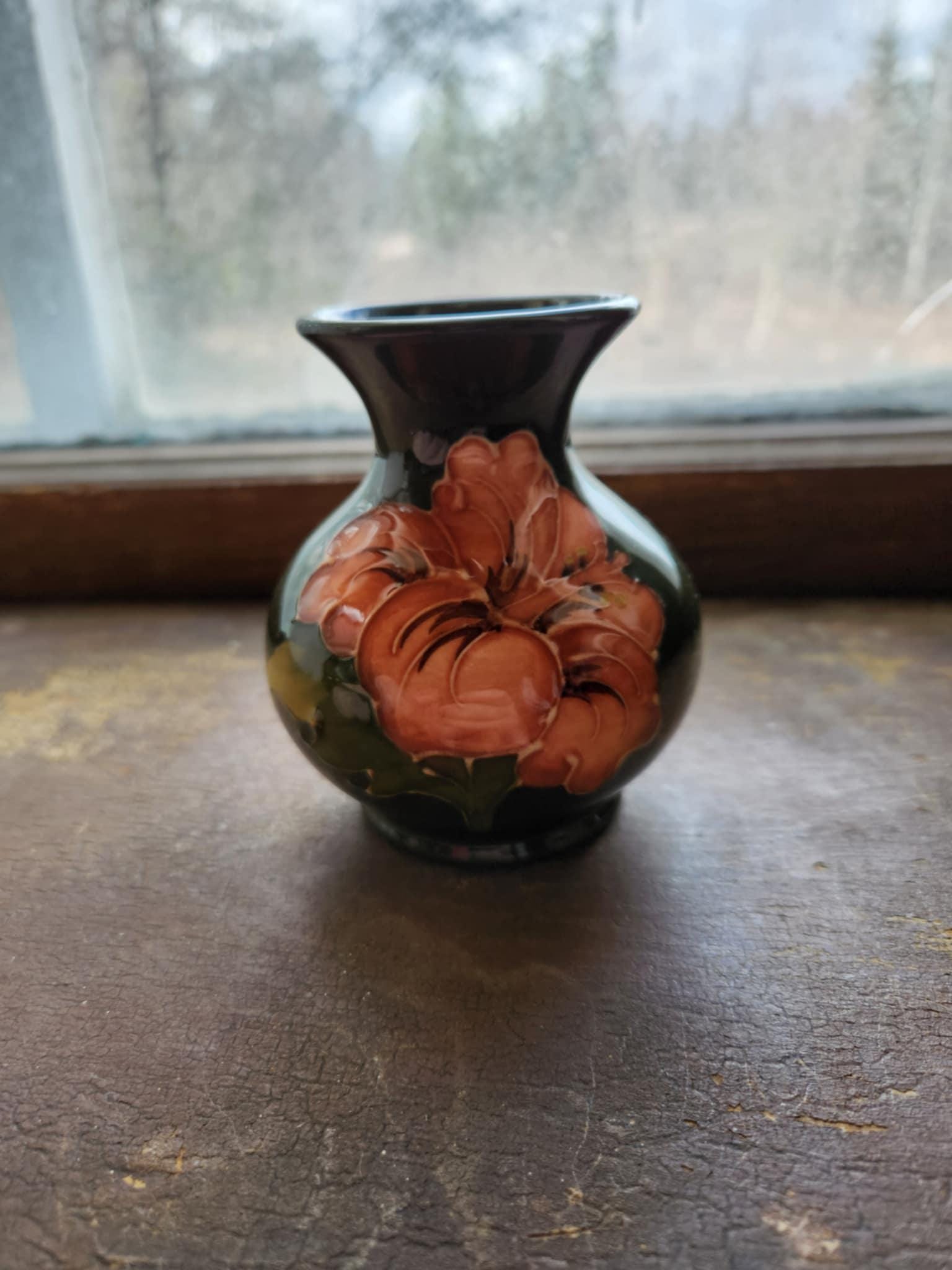 Vintage Moorcroft Hibiscus Vase, Walter Moorcroft Pottery, 3.5