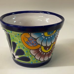 Small talavera pot