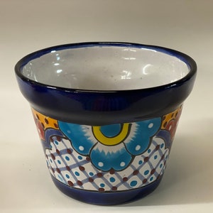 Small talavera pot