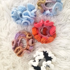 crochet scrunchie