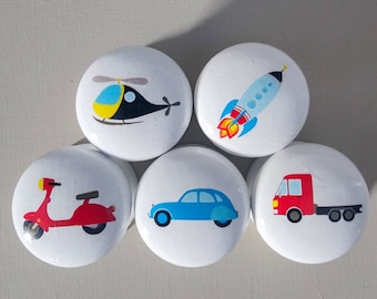 乗り物の引き出しノブ、子供部屋/子供部屋の装飾、ヘリコプター、車、宇宙ロケットの引き出しノブ。家具の引き出しノブ。子供部屋の装飾、ハンドル