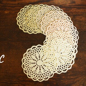 Die Cut Special Paper Doilies, Multi-colored Paper Lace Pad Embellishment For Junk Journal Scrapbook Collage Making Card DIY Craft Projects C 8 Pieces