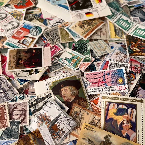 Free shipping, Worldwide Used Postage Stamps - Vintage Stamps, No Duplicates! Off paper, Scrapbooking, Decoupage, Junk Journal, ephemera