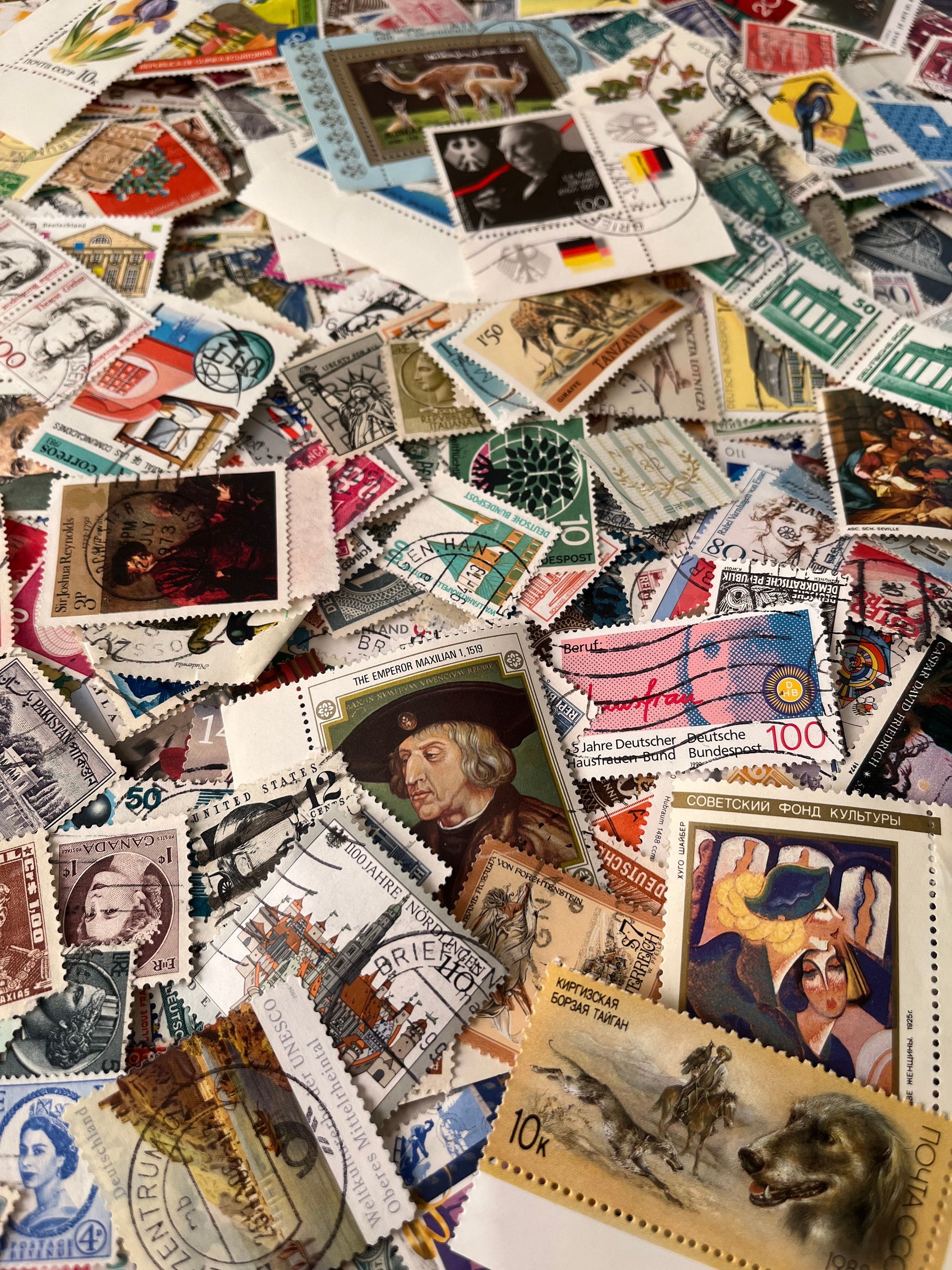 Free shipping, Worldwide Used Postage Stamps - Vintage Stamps, High-quality, No Duplicates! Off paper, Scrapbooking, Junk Journal, Ephemera