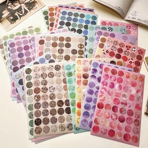 15 mm Variedade de adesivos de bolinhas multicoloridas, 6 folhas 324 adesivos de vedação, adesivos de planejador circular, etiqueta adesiva para diários, scrapbooking