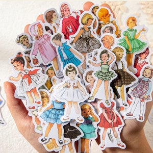 Set stickers vintage kindermodeshow voor scrapbooking tijdschriften, meisjesmode, kinderfeestkleding, retro tijdschriftmodelstickers