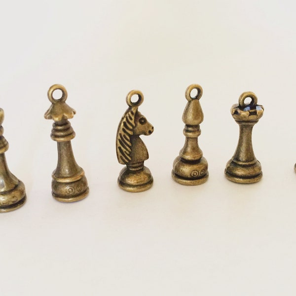 Ensemble de breloques d'échecs en bronze antique, pendentifs punk, boucles d'oreilles faites à la main, accessoires de décoration de vêtements, fabrication d'alliages, fournitures artisanales de bricolage