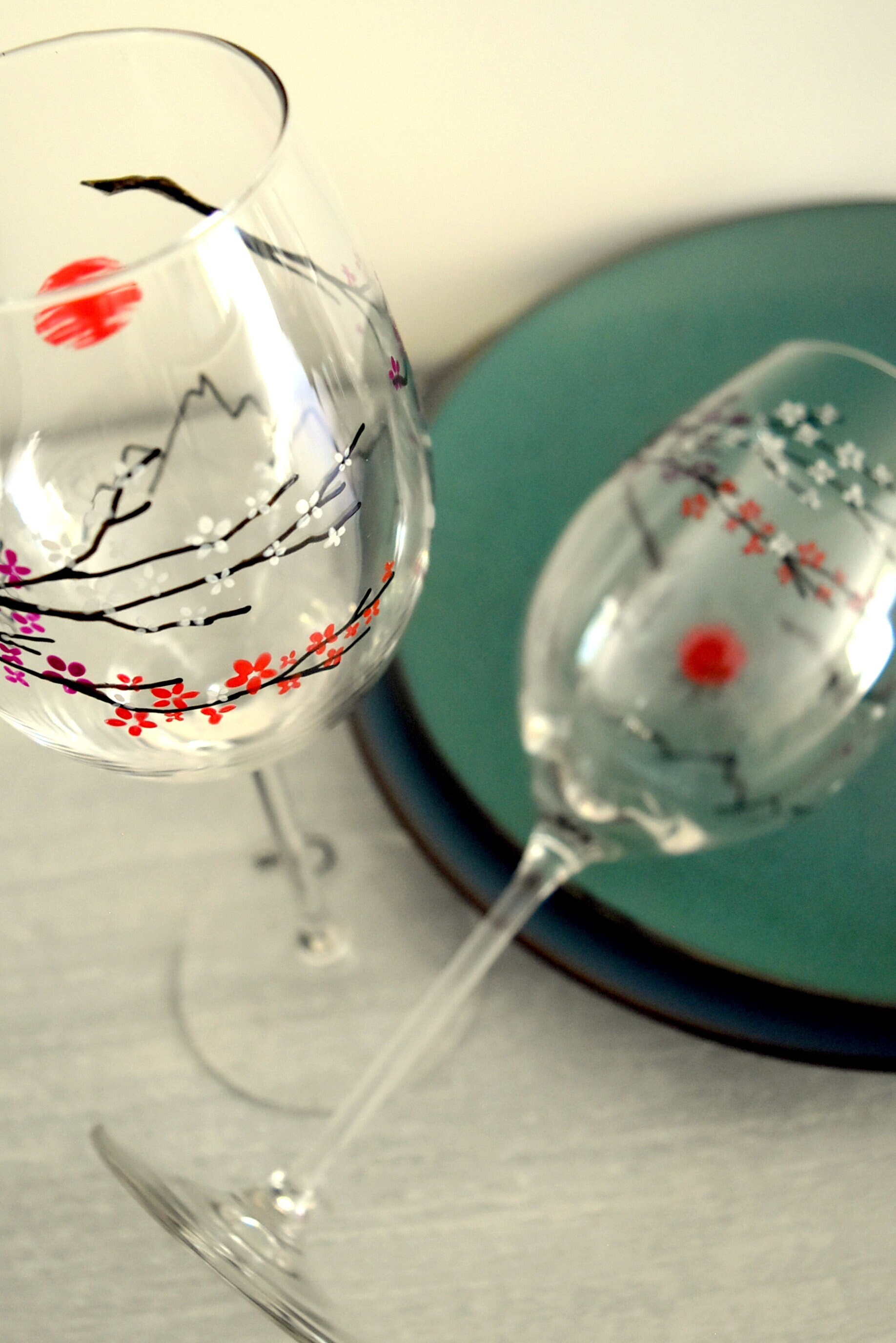 2 Verres à Vin Peints La Main Motif Japonais Cerisier en Fleurs