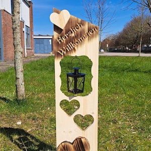 Holzaufsteller, Holz Deko Schild Ostern Holzschild Eingangsschild mit Deko Laterne Herzlich willkommen geflammt Bild 1