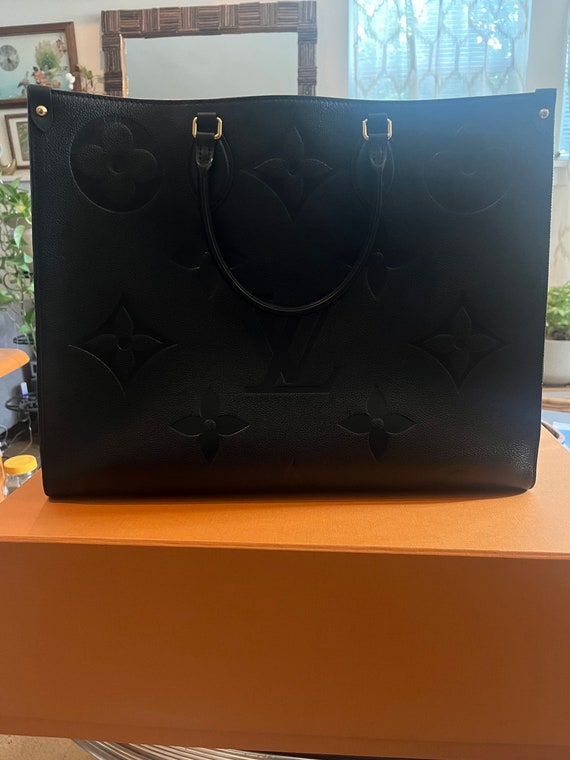 Louis Vuitton OnTheGo Tote