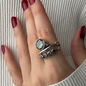 Anillo de topacio místico / Anillo de plata 925 que cambia de color / Regalo perfecto para ella / Joyería para el Día de la Madre