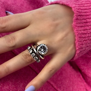 Cubic Zircon Silver Ring, Solitaire CZ Silver Ring, Five Stone Zircone Ring, Statement Ring, anxiety ring, goth ring, cubic zirconia ring