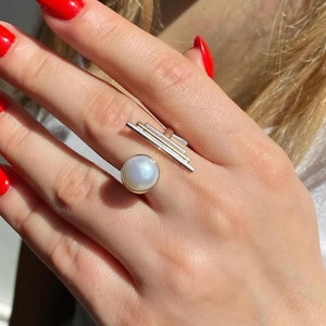 Large Pearl Ring, Pearl Silver Ring, Pearl Silver Fidget Ring, Large Stone Vintage Pearl Ring, Statement Ring, Anxiety ring, Authentic ring