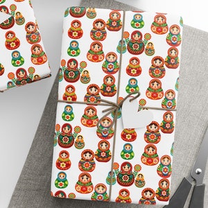 Carta da regalo per matrioska, rotolo di carta da regalo per matrioska, rotolo di carta da regalo per matrioska