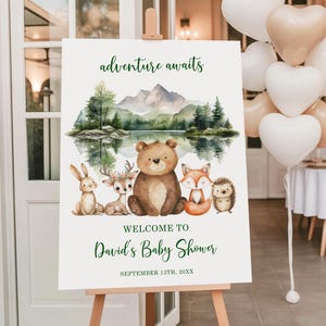 Letrero de bienvenida para baby shower en el bosque, bienvenida para baby shower en el bosque "La aventura te espera", letrero de bienvenida para baby shower con artículos para bebés, bosque en el jardín.