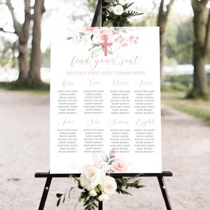 Plantilla editable de plano de asientos para Primera Comunión con flores rosas, invitación de comunión con acuarela floral rosa, niña de comunión editable