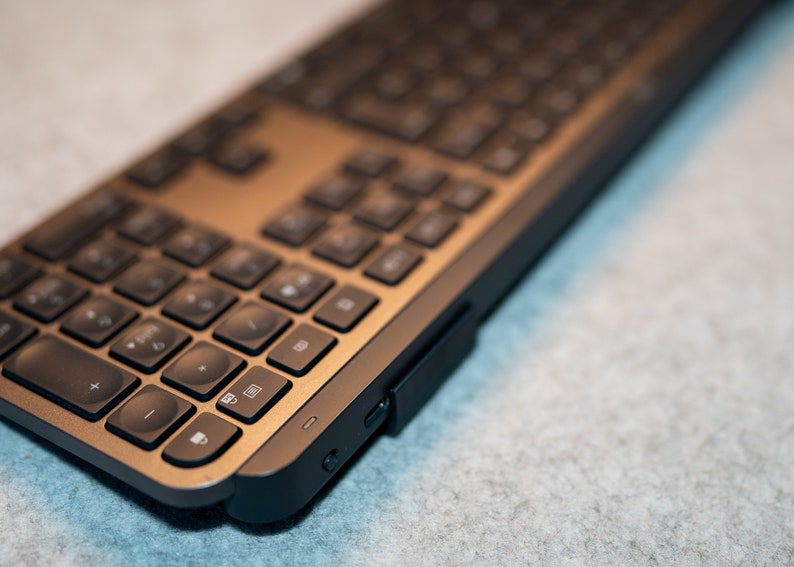 ErgoRise Logitech MX Keys Adapter Tastaturerhöhung für ultimativen Komfort Bild 2
