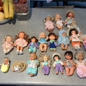 VE3. - Vintage Dolls - Matilda, Del, Betsy, Holly Hobbie,  China, Honk Kong, DELAVENNAT 1970s 1980s