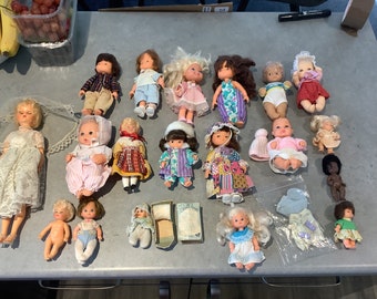 VE2. - Vintage Dolls - Matilda, Del, Betsy, Holly Hobbie,  China, Honk Kong, DELAVENNAT 1970s 1980s