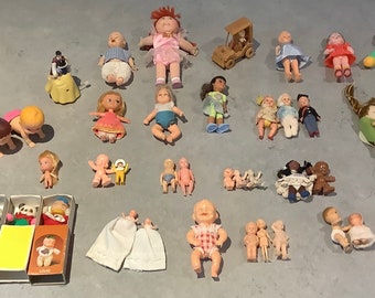 M. - Vintage Antique miniature dolls, celluloid,plastic,rubber, baby, dollshouse,matchbox bean,1960s,1970s,Disney,wind up,1980s,european etc