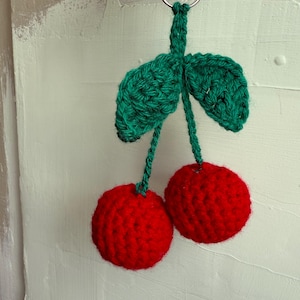 Handmade Crochet Cherry Bag Charm – Red Cherry Keychain with Green Leaves – Cute Fruit Accessory