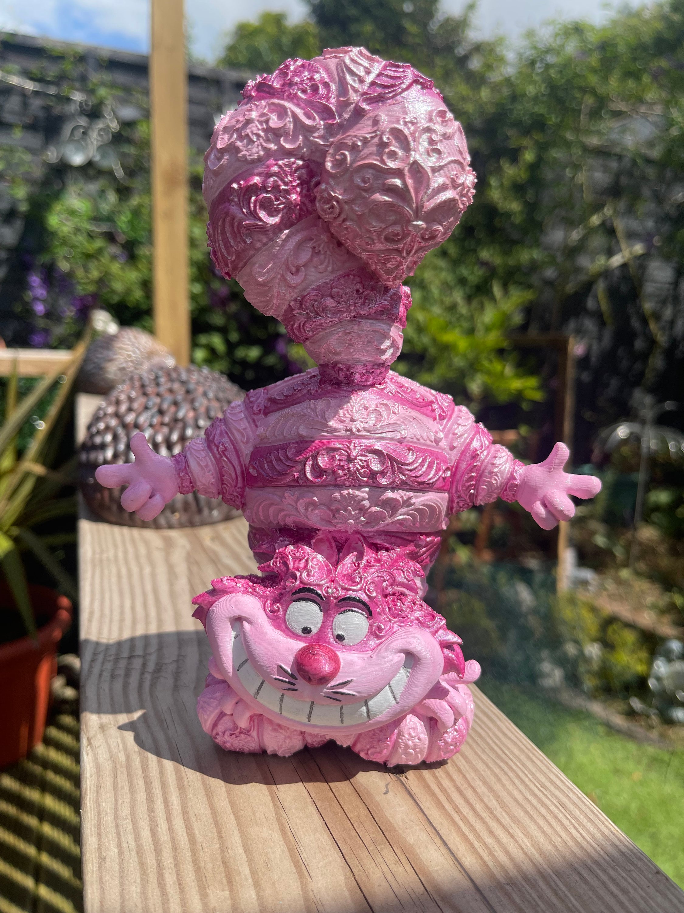 Cheshire Cat Figurine – 3D Printed Alice in Wonderland Decor (20CM