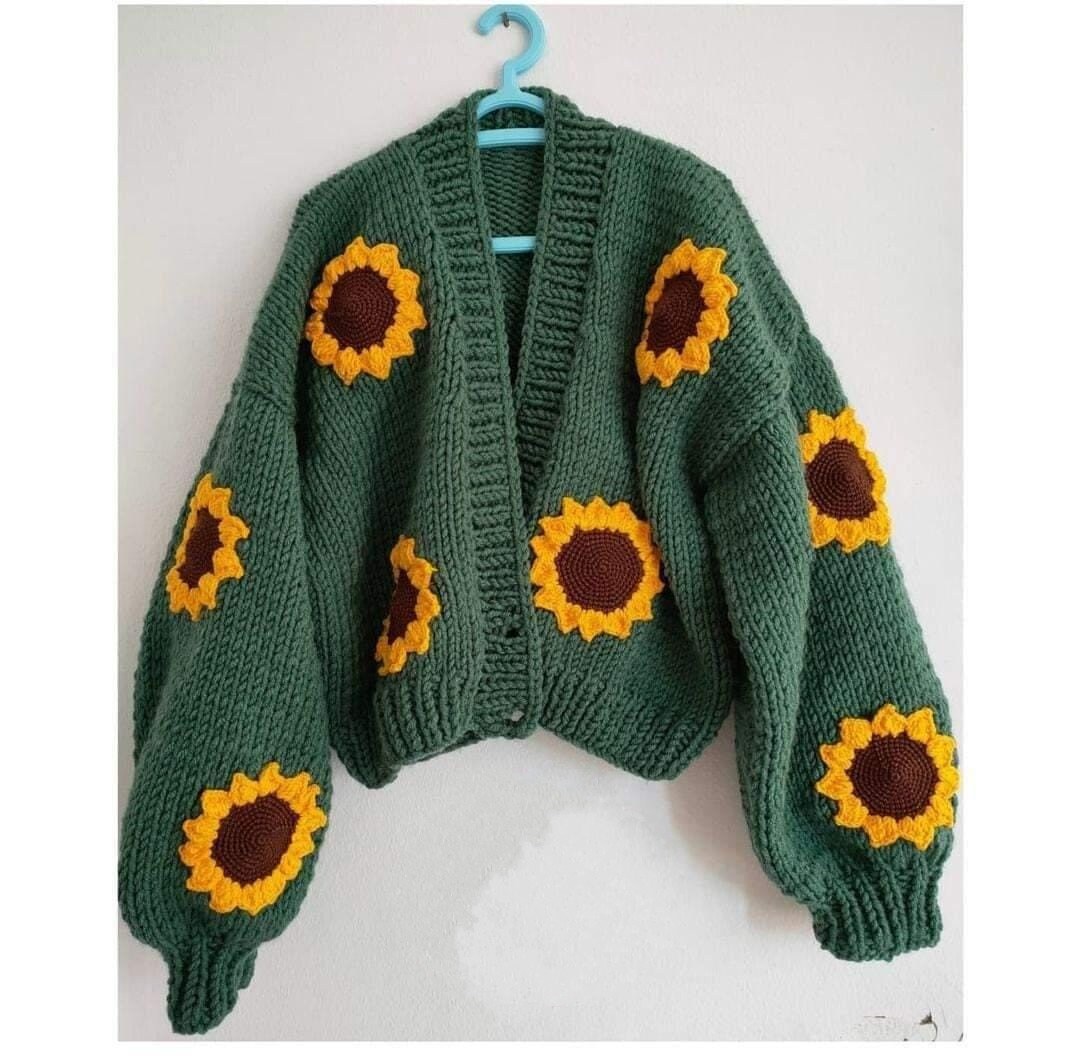 トップス 90's vintage sunflower knit cardigan Vintage Sunflower Sweater Floral Design 3D Knit Cottage Core