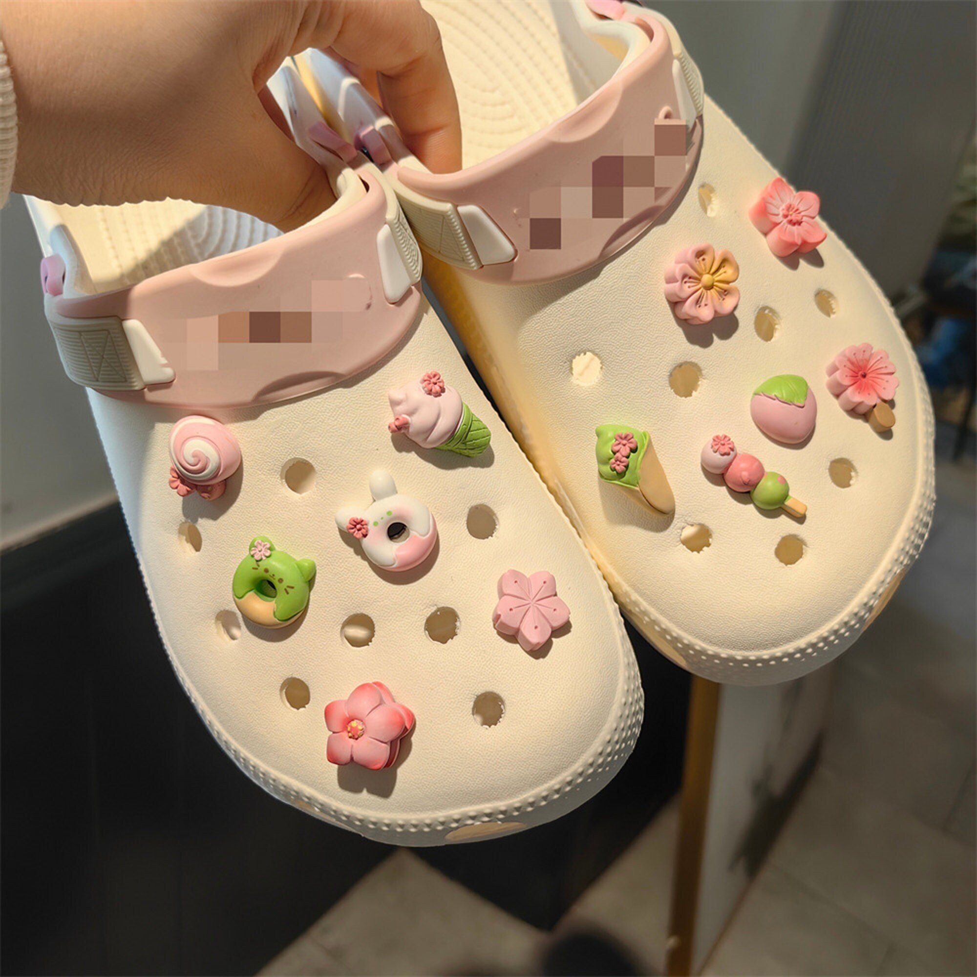 Cute crocs for women clearance