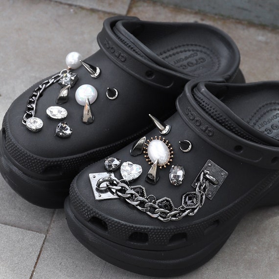 Black Punk Rivet Love Heart CROC Charms Designer DIY Pearl Chain Shoes  Decaration Jibb for Croc Clogs Kids Women Girls Gifts