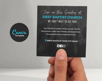 Peut inclure: Flyer noir et blanc avec du texte bleu invitant les gens à se joindre à la First Baptist Church ce dimanche. Le flyer comprend l'adresse de l'église et des icônes de médias sociaux.