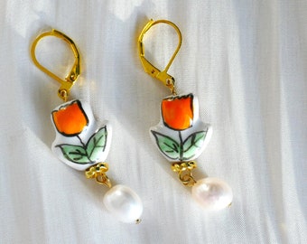 Real Pearl Porcelain Tulip Earrings, Ceramic Drop Earrings with Freshwater Pearl, Hand-painted ceramic Earrings, Porcelain Floral Earrings