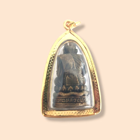 Buddha Talism LP Tuad Thai Monk Pendant Amulet Protection Accidents Lucky  Pendant Necklace Magic Gift Wealth Attraction Money Pendant -  Australia