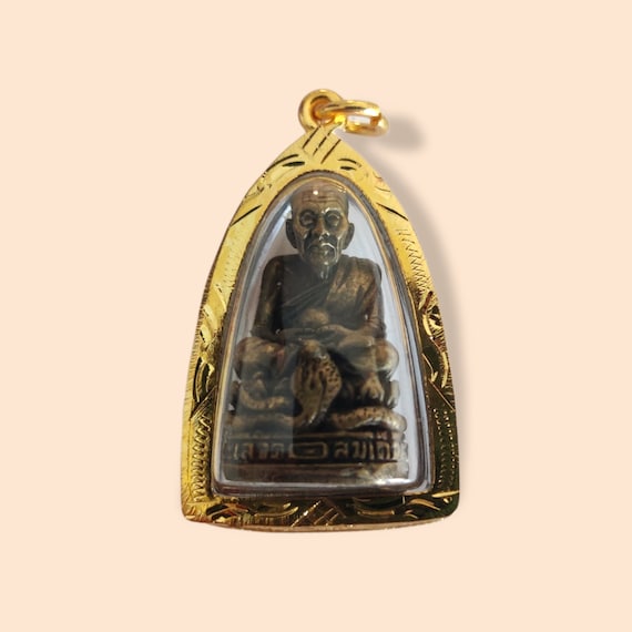 Buddha Talism LP Tuad Thai Monk Pendant Amulet Protection
